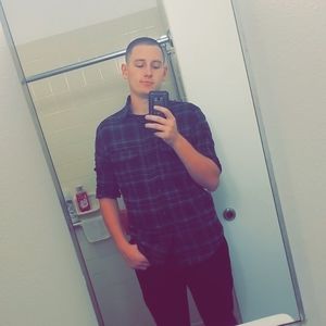 Meet your Posher, Cameron